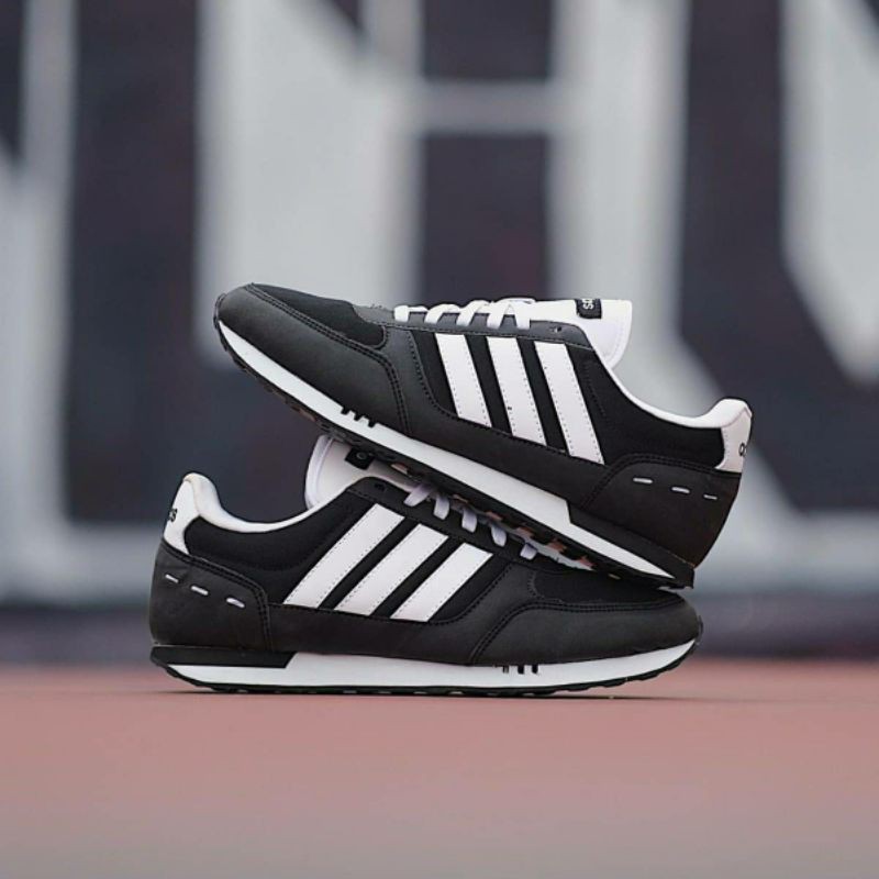 Sepatu adidas neo outlet city racer hitam