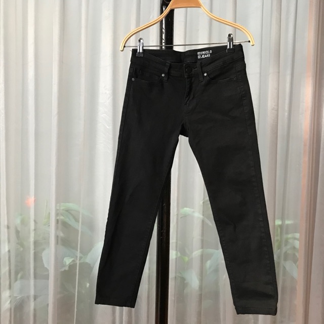 pakaian bawahan celana celana-panjang UNIQLO Black Jeans Long Pants