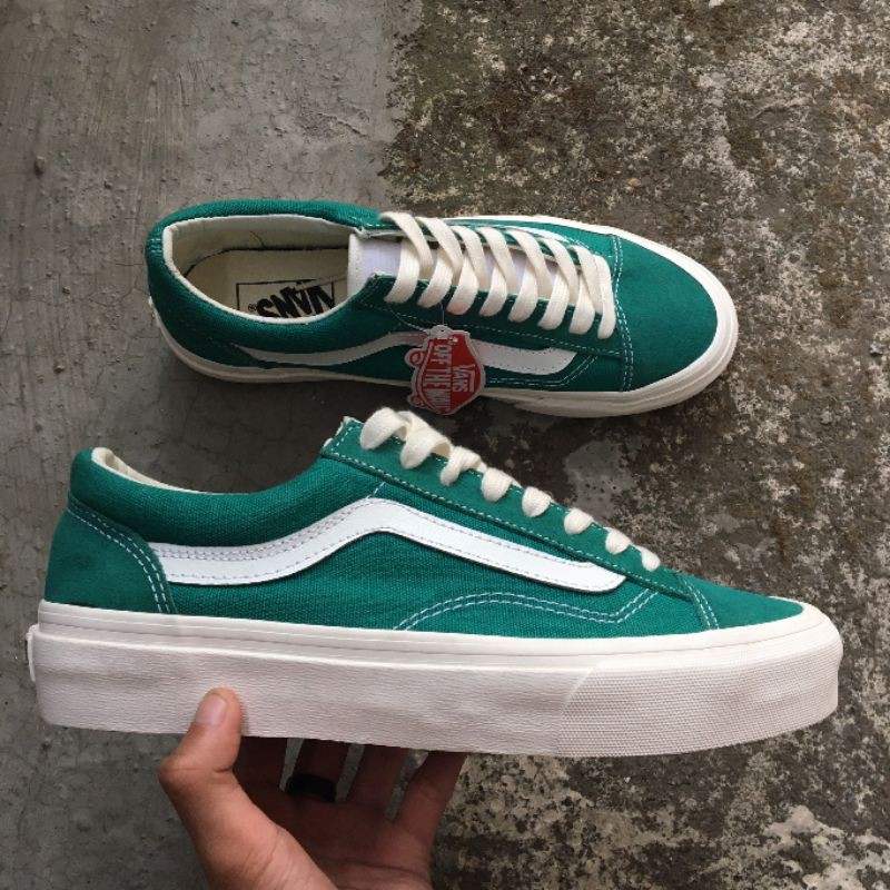 Cadmium clearance green vans