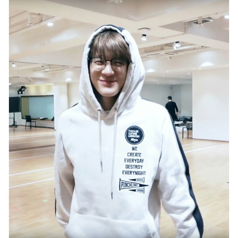 hoodie jeno white TOLONG BACA DESKRIPSI DGN TELITI
