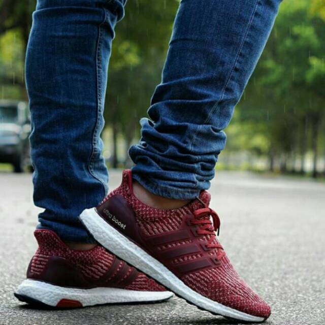 Ultra boost 2024 burgundy v3