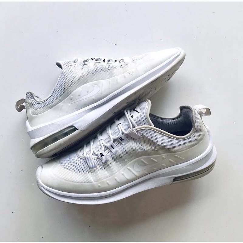 Nike air max top axis triple white