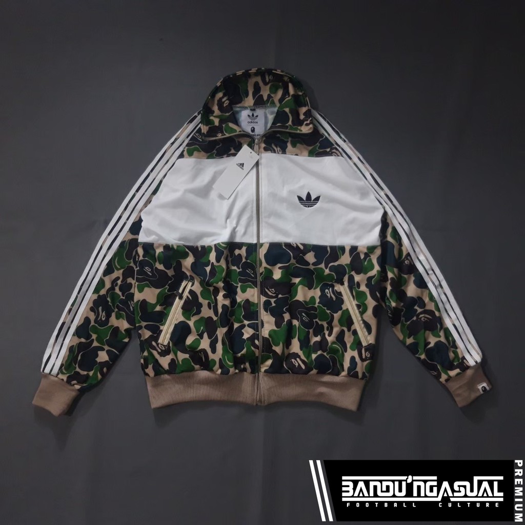 Jaket adidas store x bape