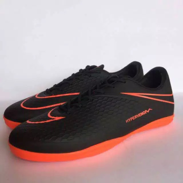 Sepatu futsal hotsell nike hypervenom orange