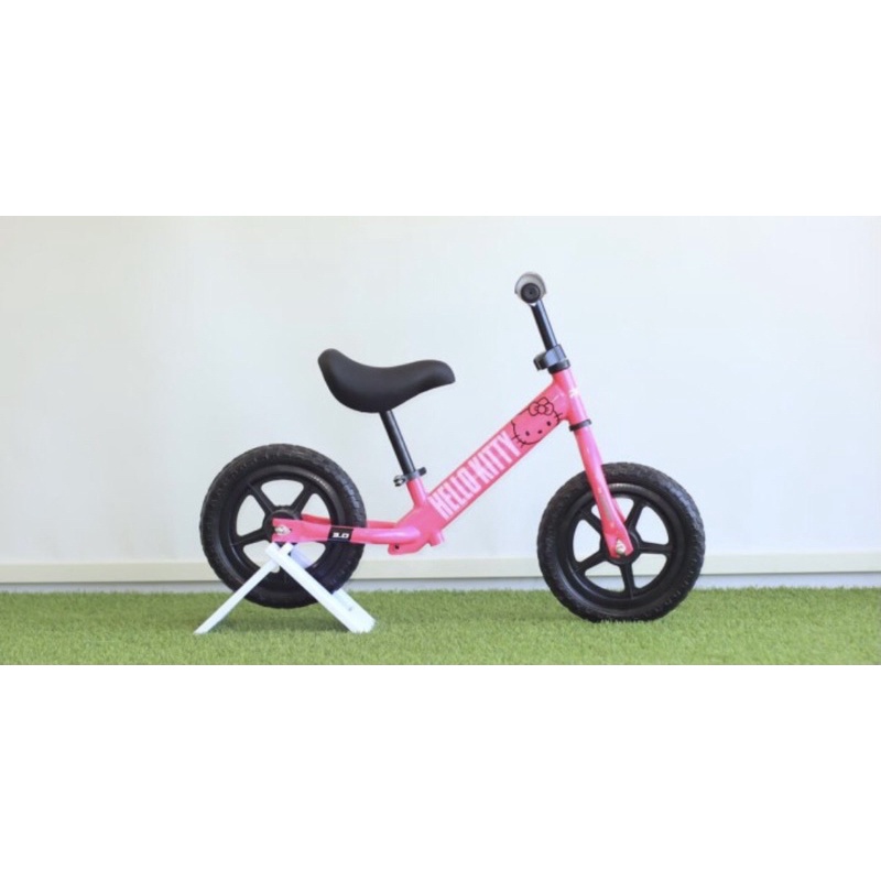 Hello kitty 2025 balance bike