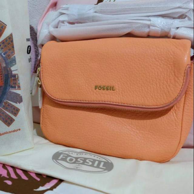 Fossil orange bag sale