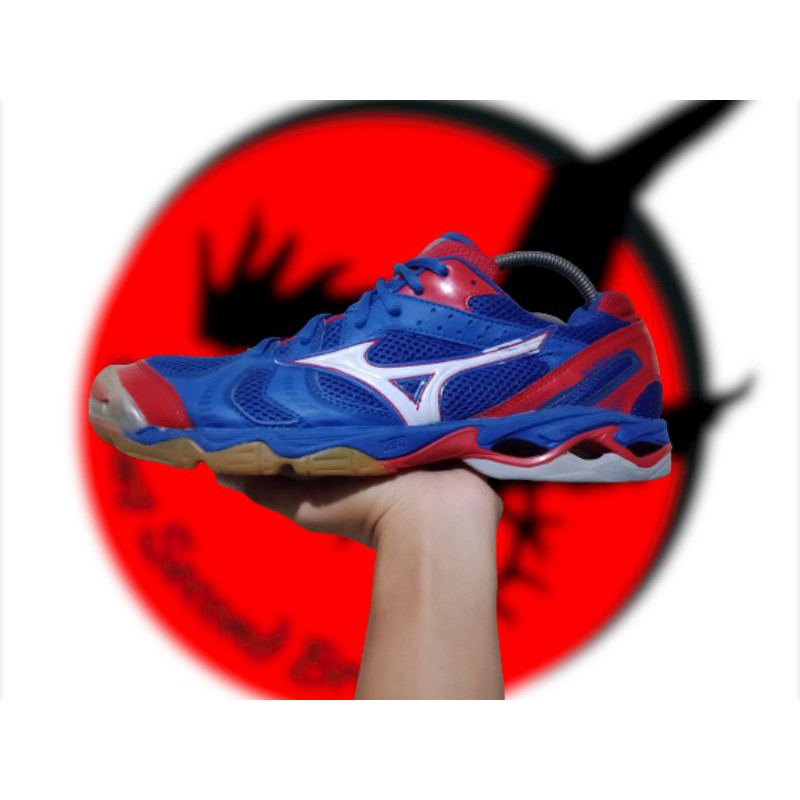 Sepatu mizuno wave store bolt 2