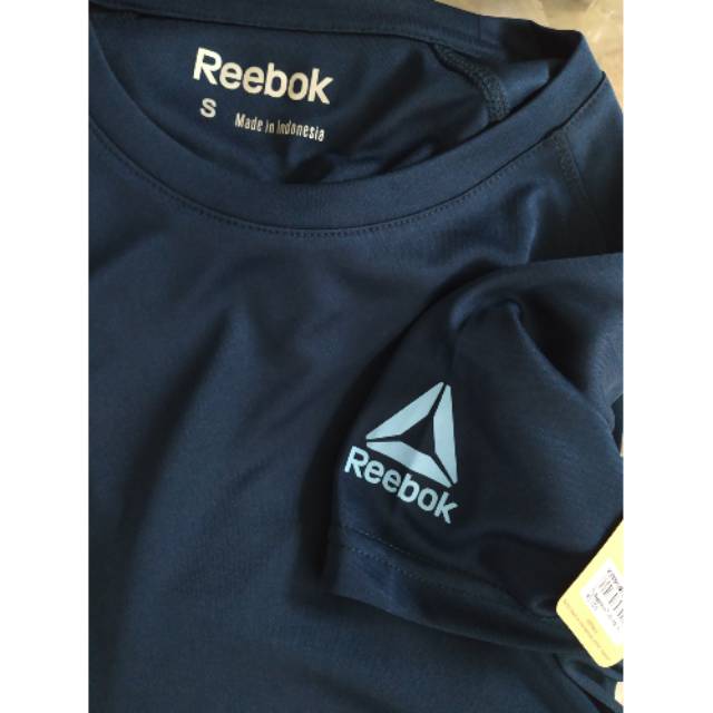 Kaos reebok shop