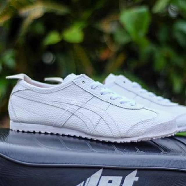 Sepatu onitsuka hot sale tiger putih