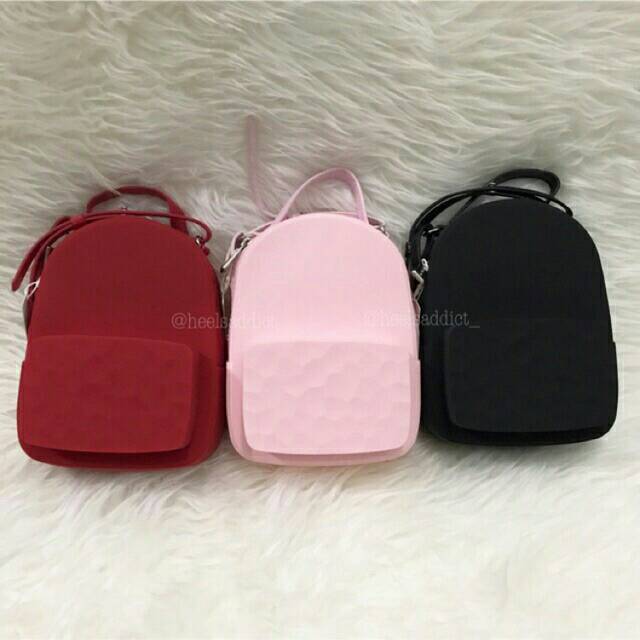 Jual Tas selempang miniso jelly sling bag Shopee Indonesia