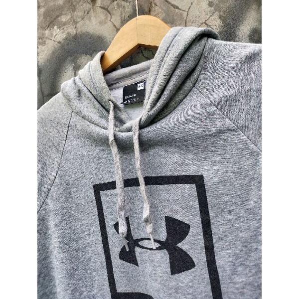 Hoodie under outlet armour original