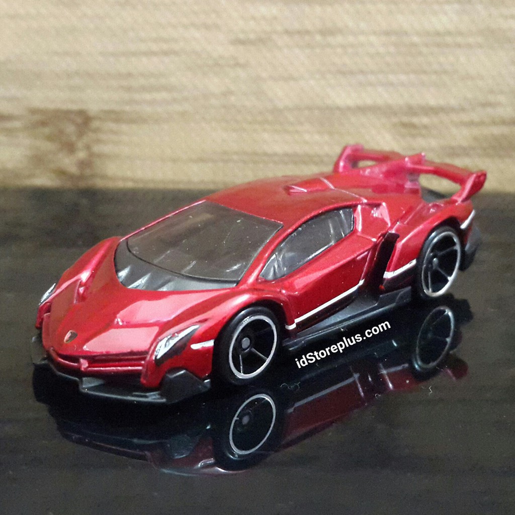 Hot wheels store lamborghini veneno red