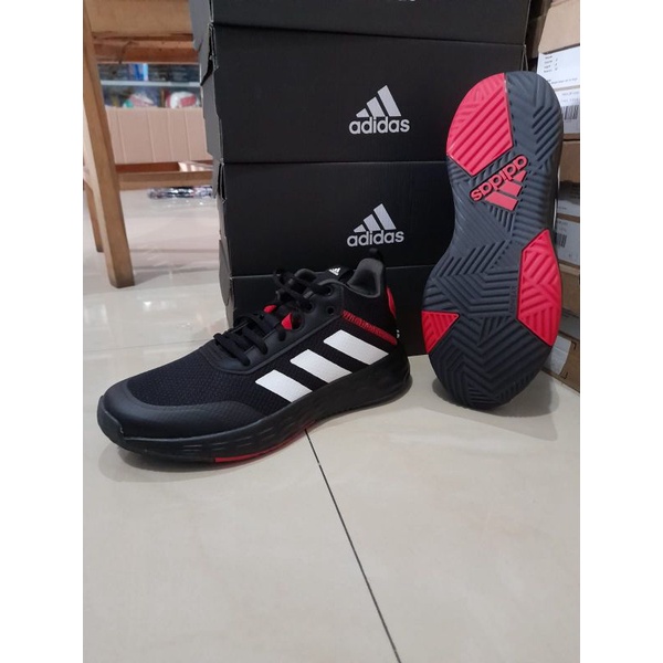 Foto sepatu shop volly adidas