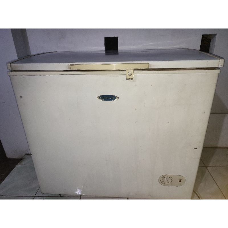 Harga freezer gea 100 deals liter second