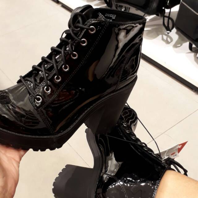 Harga 2025 boots h&m