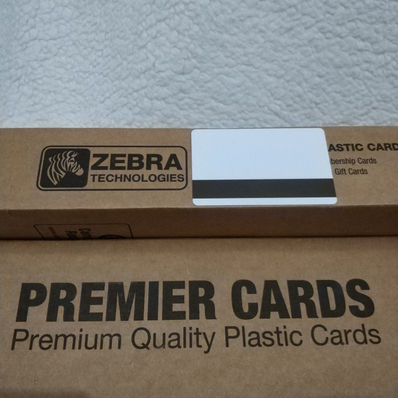 Zebra Premier 30 mil, 760 micron PVC Blank White Cards - Pack of