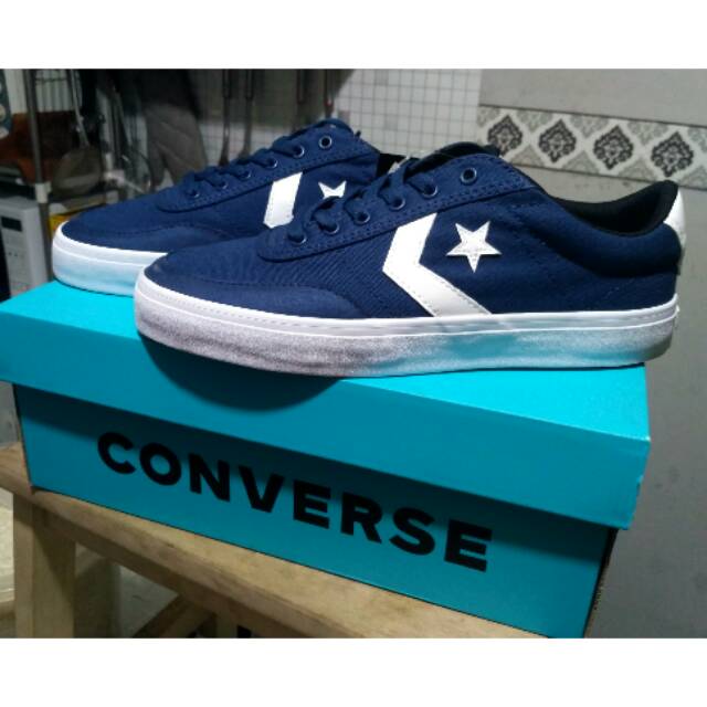 Converse courtlandt hot sale navy