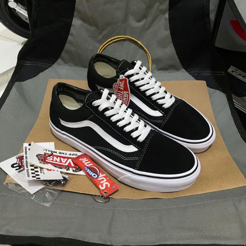 Vans old outlet skool harga