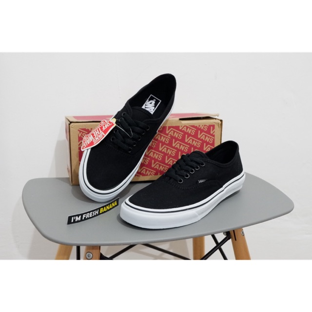 Vans authentic 2025 black dope