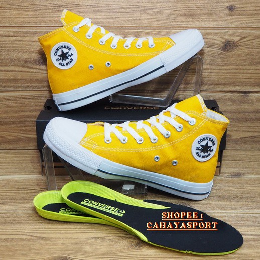 Sepatu converse 2024 original 2014