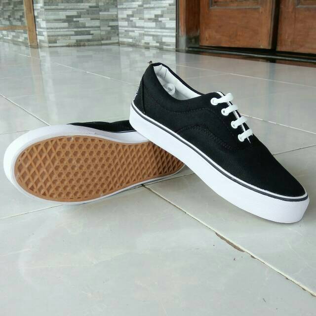 Vans california hitam sale