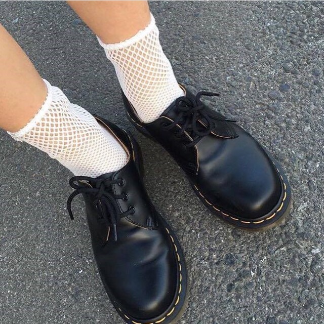 Dr martens hotsell low black