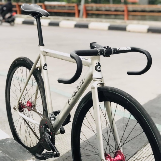 Produk Roda.Bikes | Shopee Indonesia