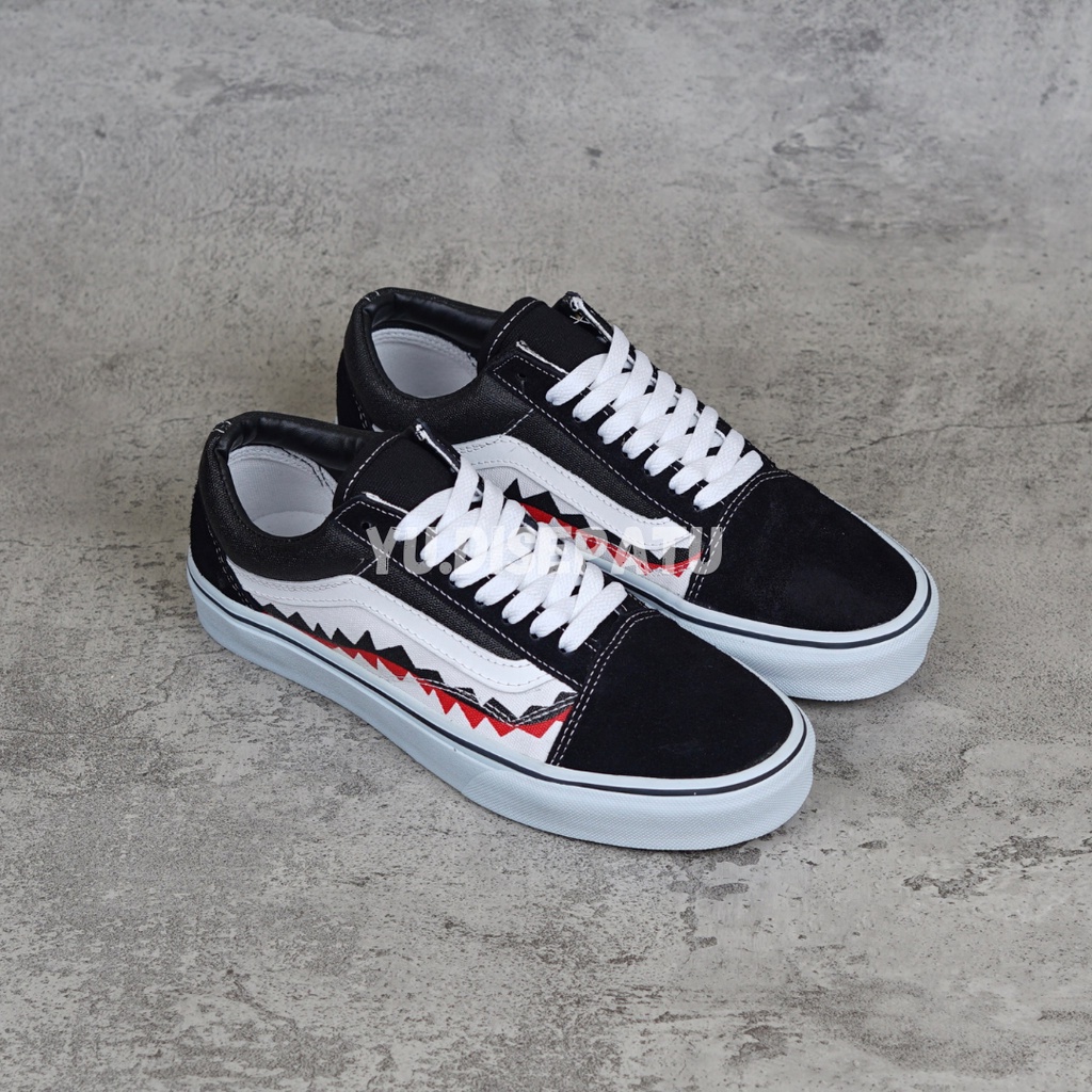 Vans old skool deals shark mouth