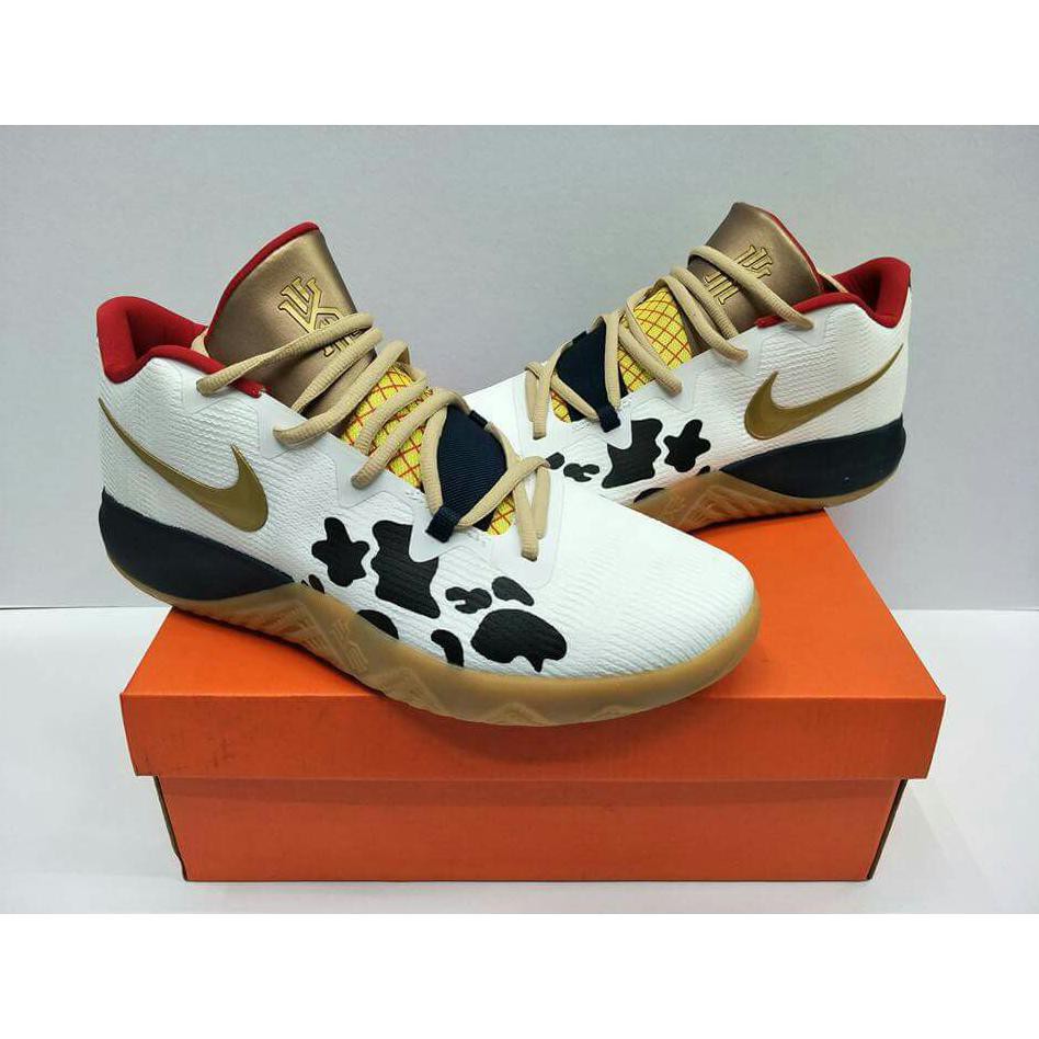 Toy story hot sale nike kyrie flytrap