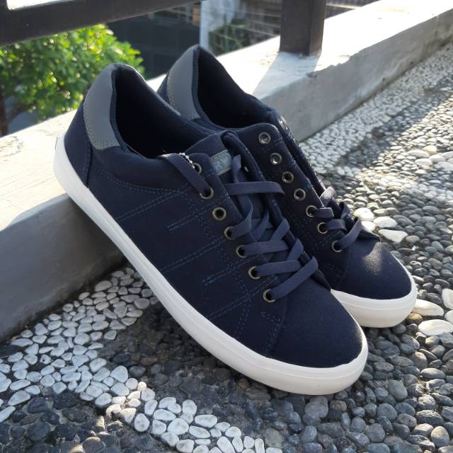 Airwalk sales casual shoes