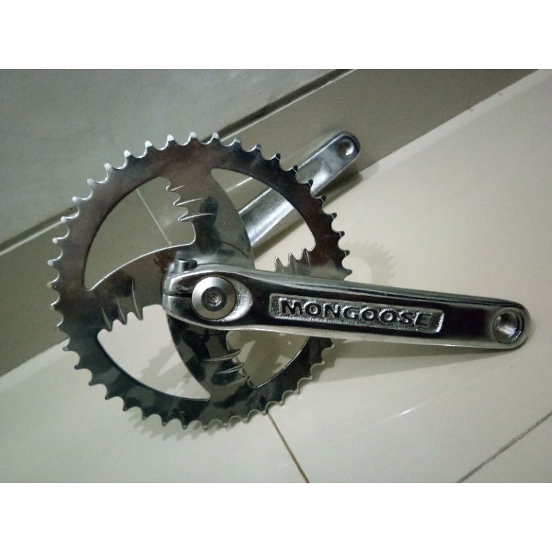 Mongoose cranks clearance