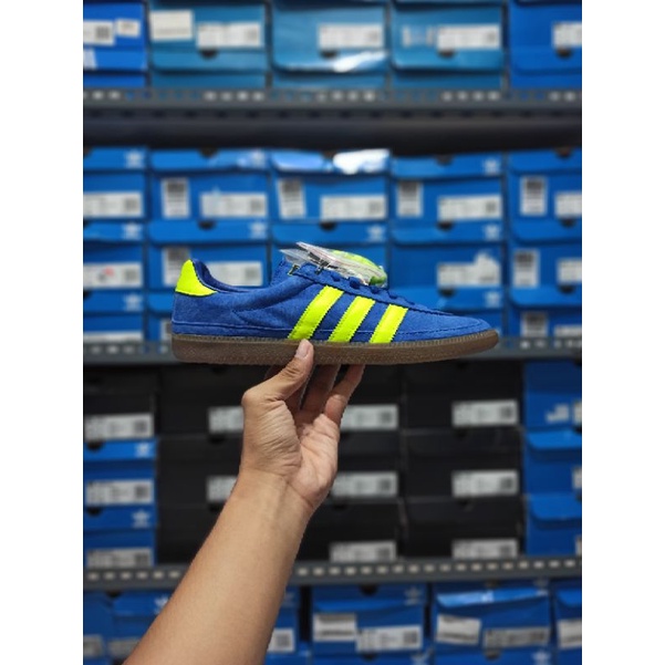 Adidas whalley spzl store blue