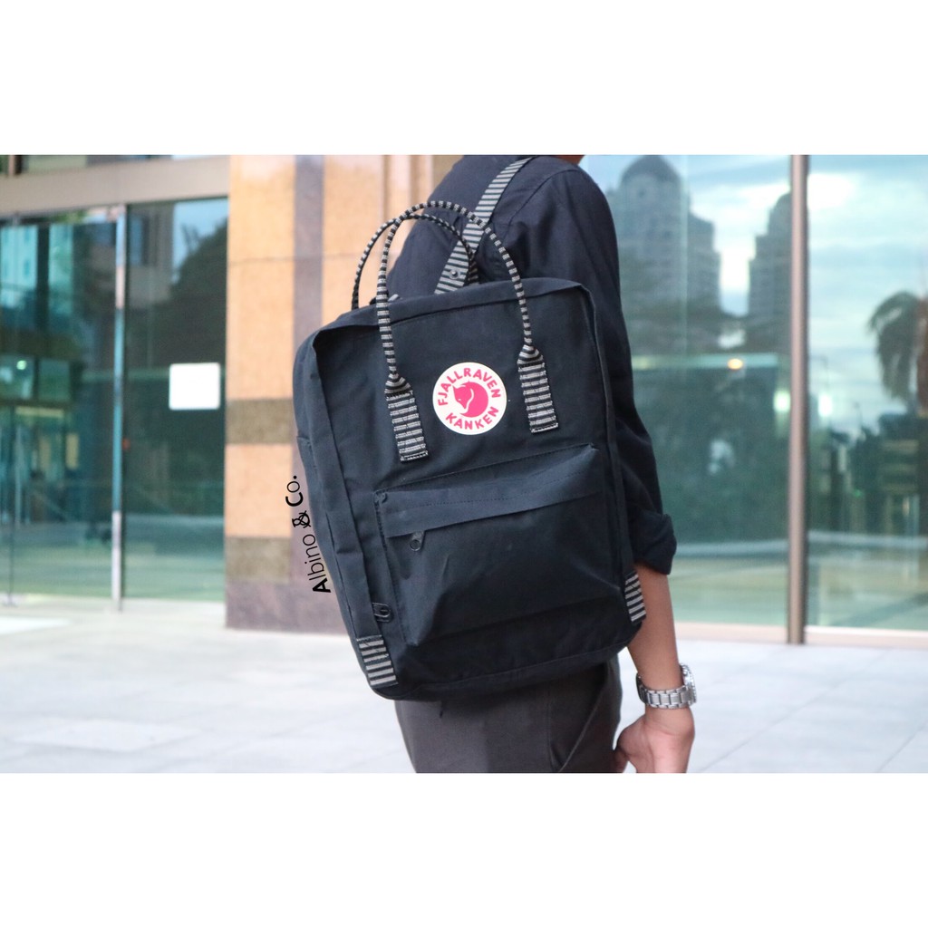 Fjallraven kanken black striped deals