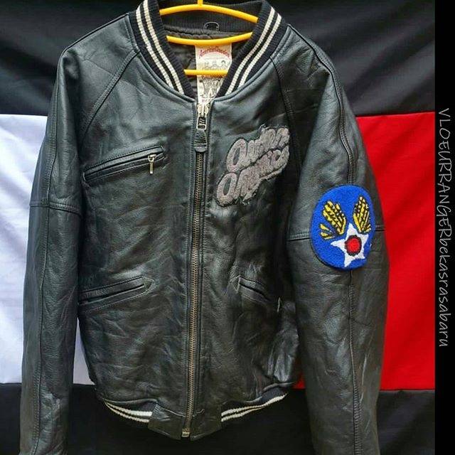 Jaket avirex shop