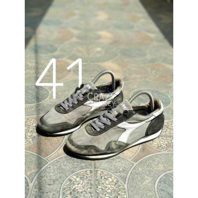 Sepatu store diadora heritage