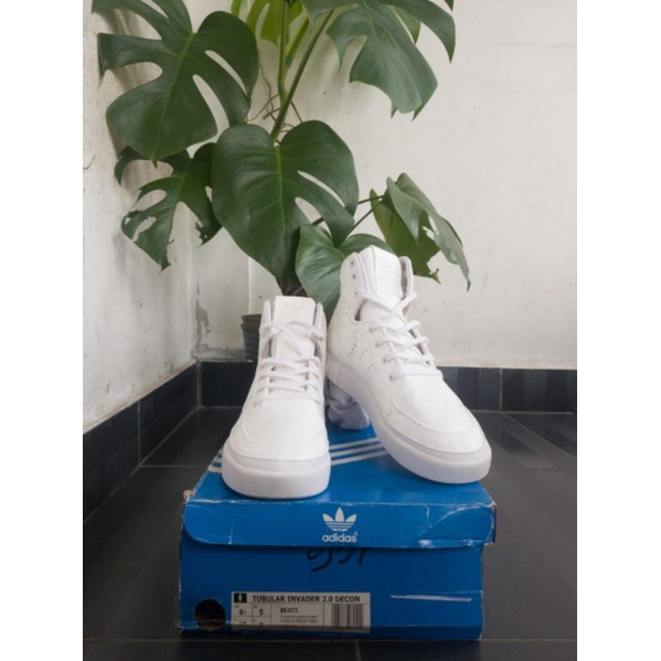 Adidas tubular store invader 2.0 decon