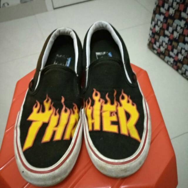 Harga vans outlet x thrasher