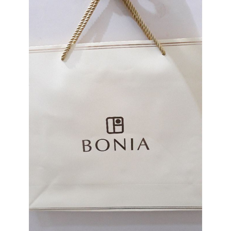 Paper best sale bag bonia