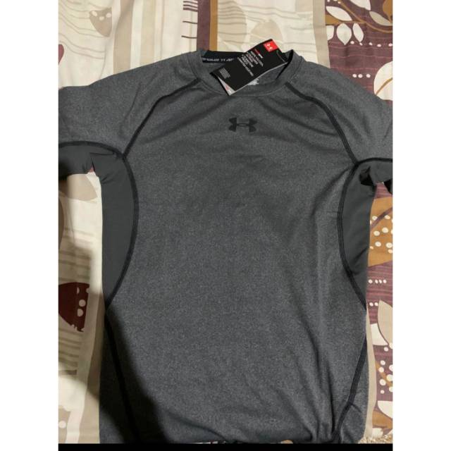 Harga baju best sale under armour original