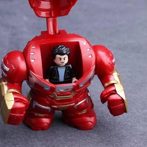 Lego hulkbuster 2025 mark 2