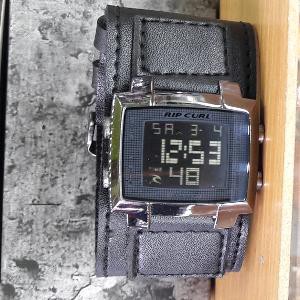 Rip curl bronx discount watch