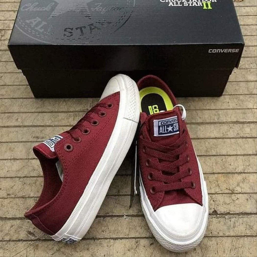 Sepatu converse 2025 original warna merah