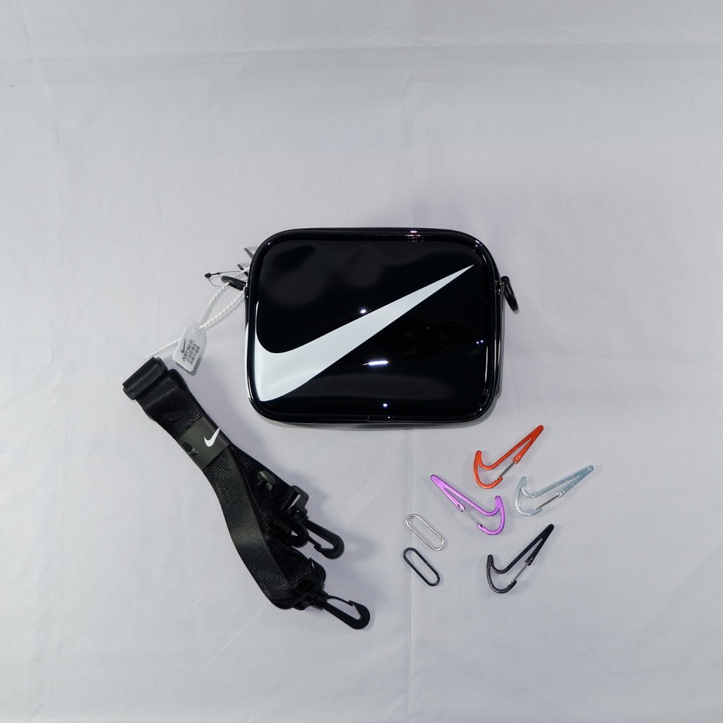 Nike mini sale swoosh sling bag