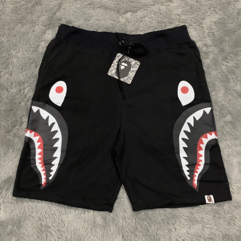 Short hotsell pants bape