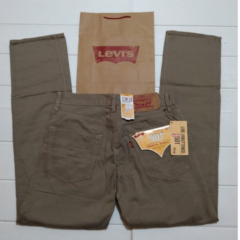 Levis deals 501 chinos