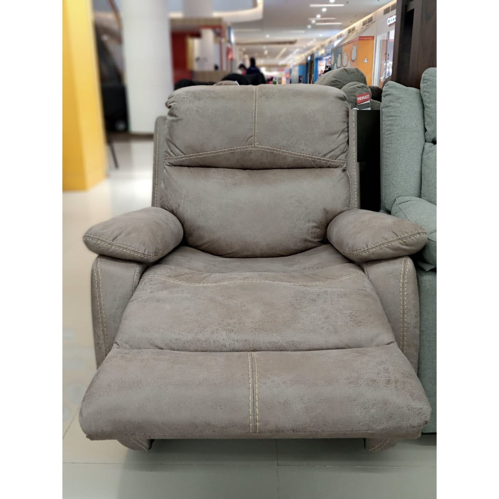 Sofa on sale recliner informa