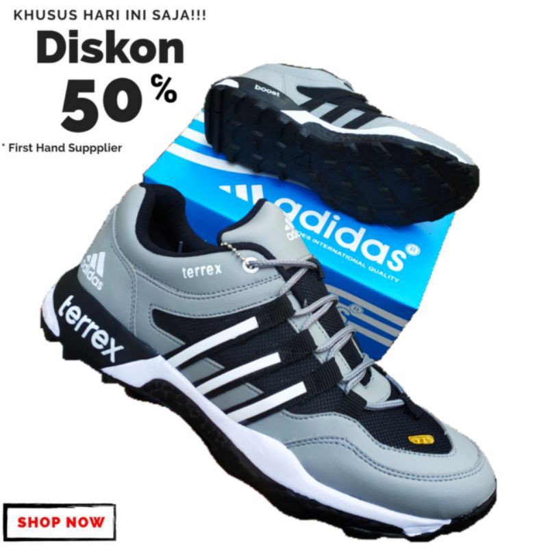 Foto sepatu 2025 volly adidas