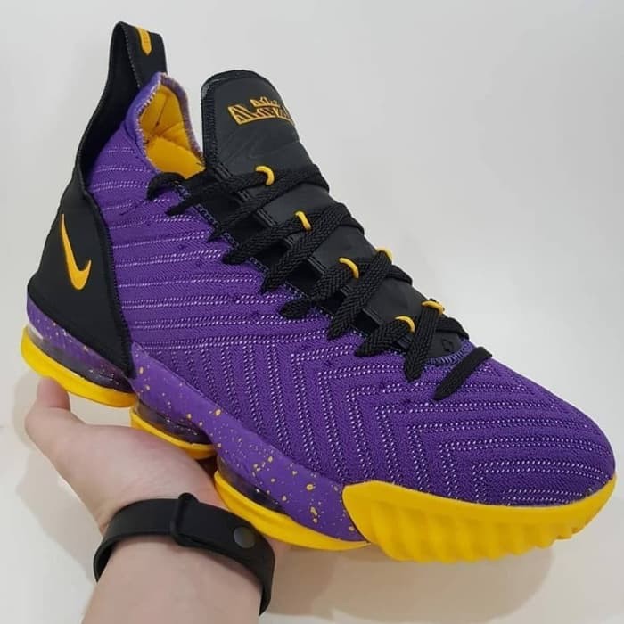 Lebron 16 sale purple yellow