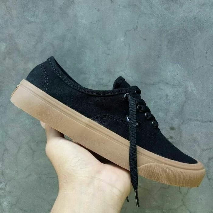 Sepatu vans authentic black cheap gum