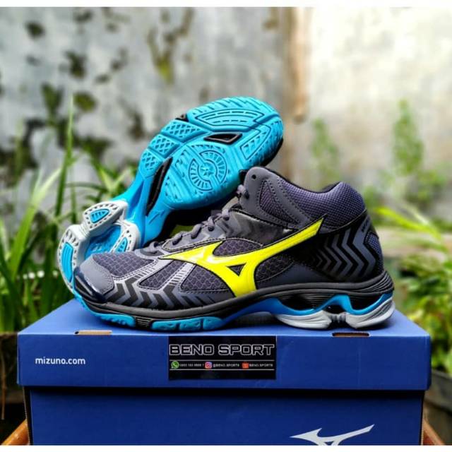 Sepatu mizuno shop bolt 1